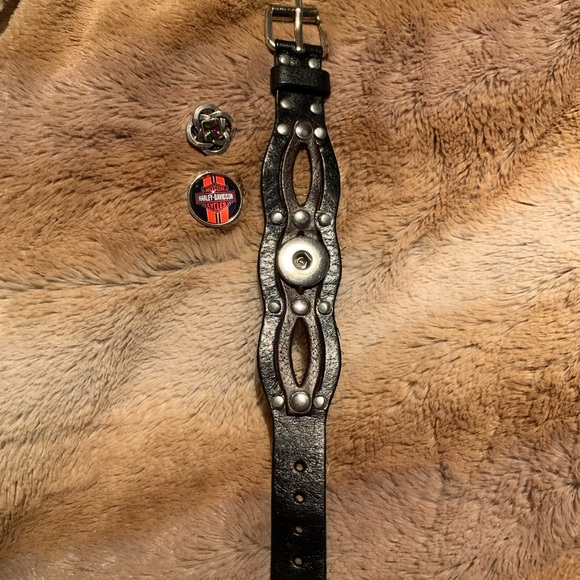 Black & Brown Snap Bracelet with 2 Snaps - Picture 1 of 6